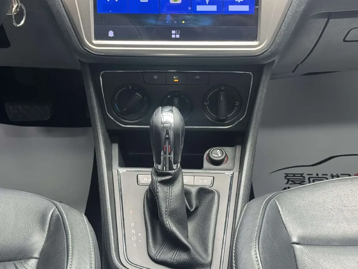 2015 Volkswagen Gran Lavida 1.6L 110HP L4 6AT,autocango,china used car exporter,china ev exporter,chinese used car exporter,chinese used ev exporter