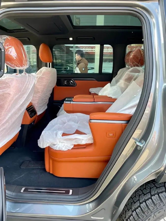 2024 ROX 01 1.5T 152HP L4 REEV 58.4KWH,autocango,china used car exporter,china ev exporter,chinese used car exporter,chinese used ev exporter