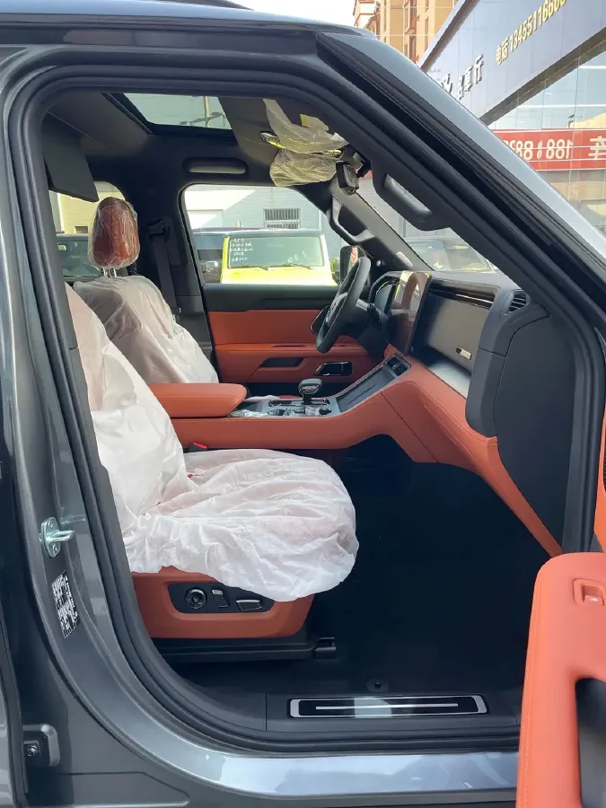 2024 ROX 01 1.5T 152HP L4 REEV 58.4KWH,autocango,china used car exporter,china ev exporter,chinese used car exporter,chinese used ev exporter