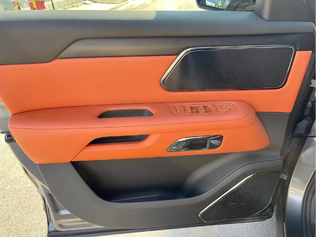 2024 ROX 01 1.5T 152HP L4 REEV 58.4KWH,autocango,china used car exporter,china ev exporter,chinese used car exporter,chinese used ev exporter