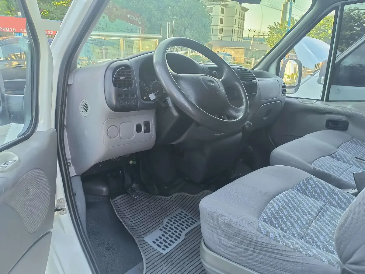 2016 Ford Classic Transit 2.8T 108HP L4 5MT,autocango,china used car exporter,china ev exporter,chinese used car exporter,chinese used ev exporter