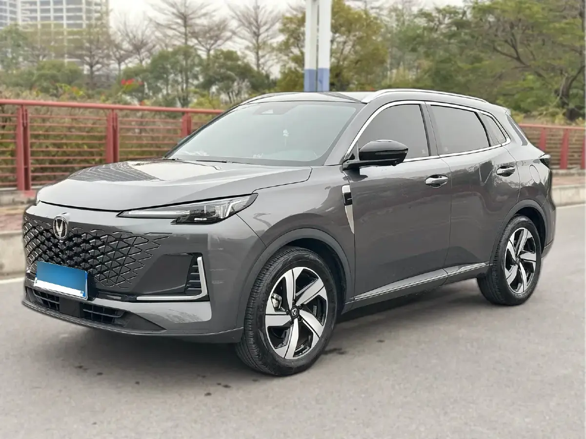 2024 ChangAn CS55 Plus 1.5T 188HP L4 7DCT