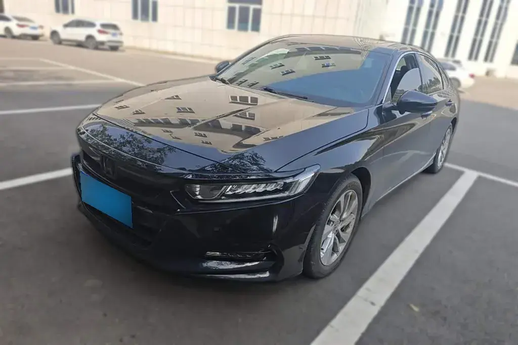 2018 Honda Accord 1.5T 194HP L4 CVT