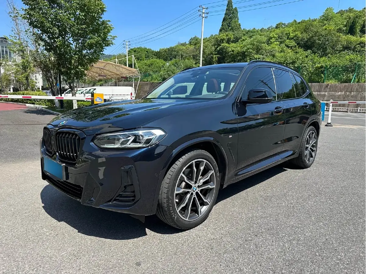 2022 BMW X3 2.0T 252HP L4 8AT