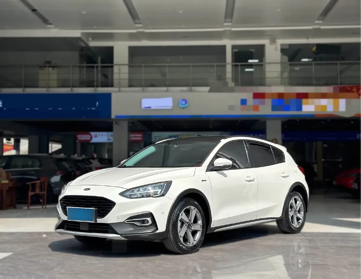 2021 Ford Focus Active 1.5T 174HP L3 8AT,autocango,china used car exporter,china ev exporter,chinese used car exporter,chinese used ev exporter