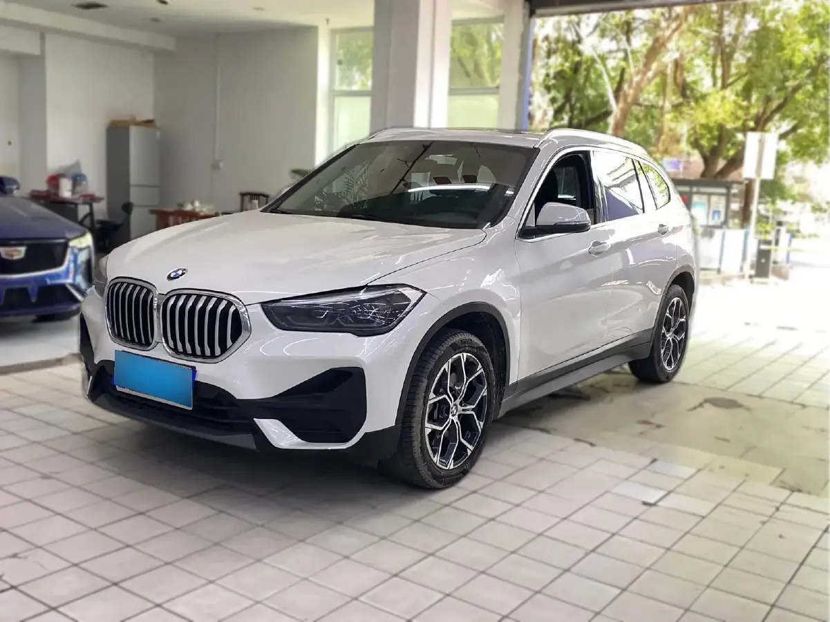 2022 BMW X1 2.0T 192HP L4 7DCT