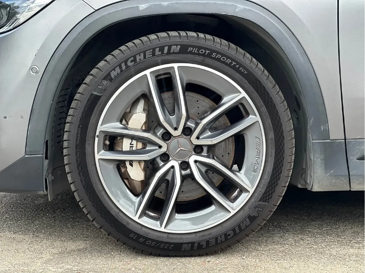 2021 Mercedes-Benz GLA AMG 2.0T 306HP L4 8DCT,autocango,china used car exporter,china ev exporter,chinese used car exporter,chinese used ev exporter