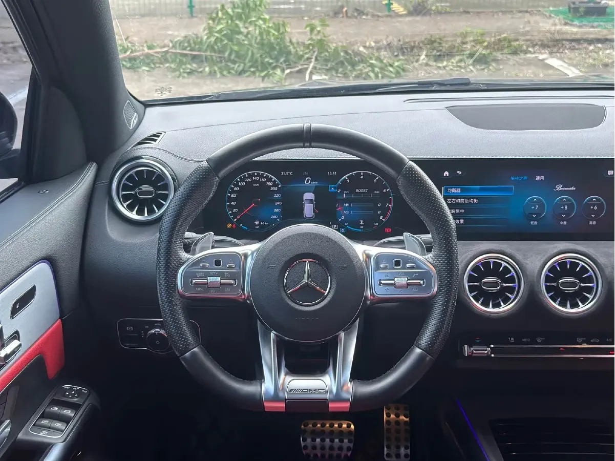 2021 Mercedes-Benz GLA AMG 2.0T 306HP L4 8DCT,autocango,china used car exporter,china ev exporter,chinese used car exporter,chinese used ev exporter