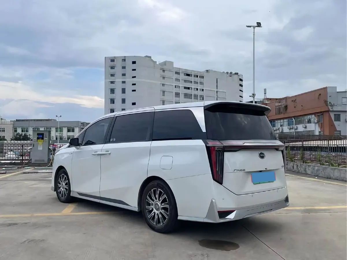 2024 GAC Trumpchi E9 2.0T 190HP L4 2DHT PHEV 25.57KWH,autocango,china used car exporter,china ev exporter,chinese used car exporter,chinese used ev exporter