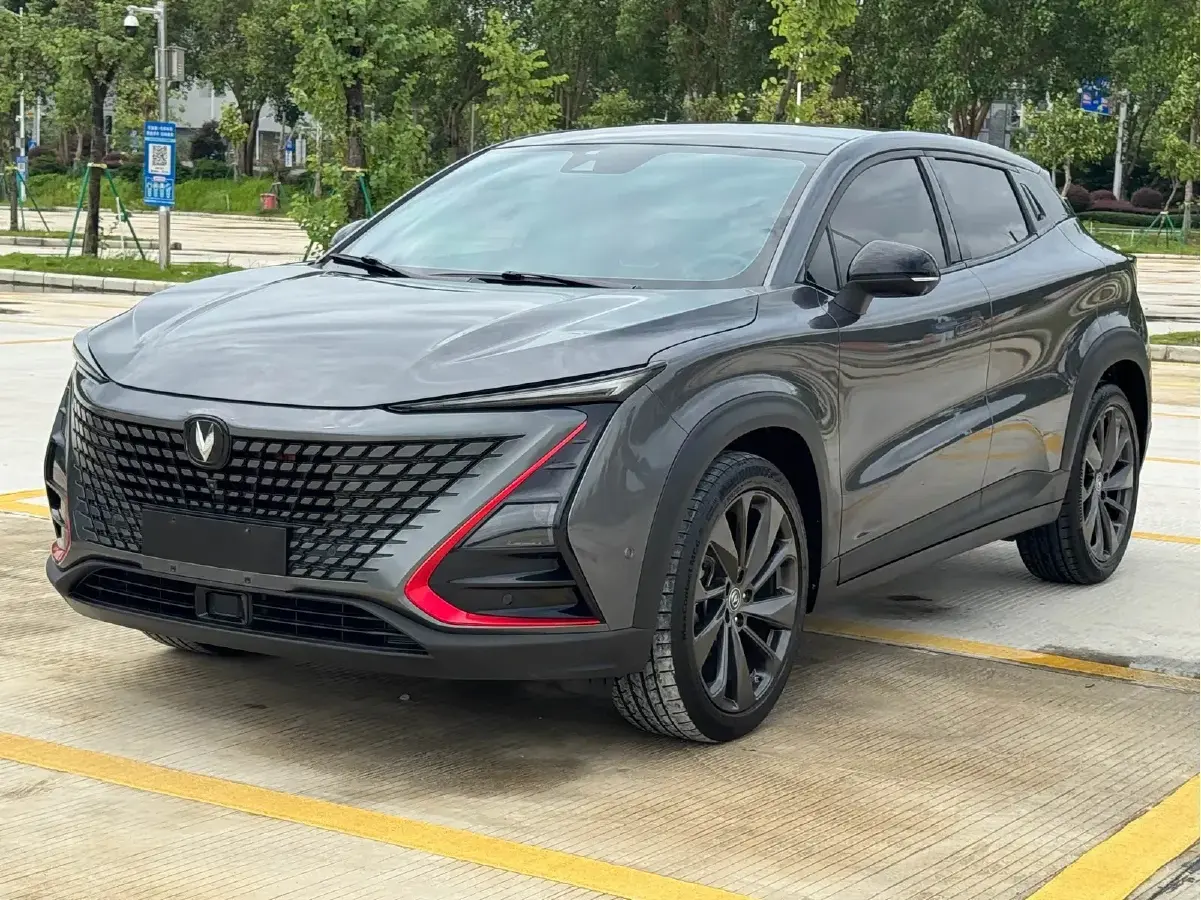 2021 ChangAn UNI-T 1.5T 180HP L4 7DCT