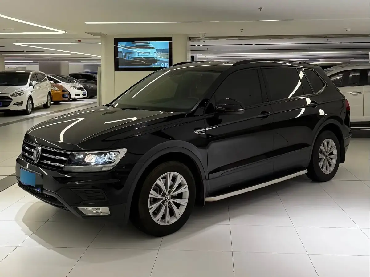 2018 Volkswagen Tiguan L 2.0T 186HP L4 7DCT