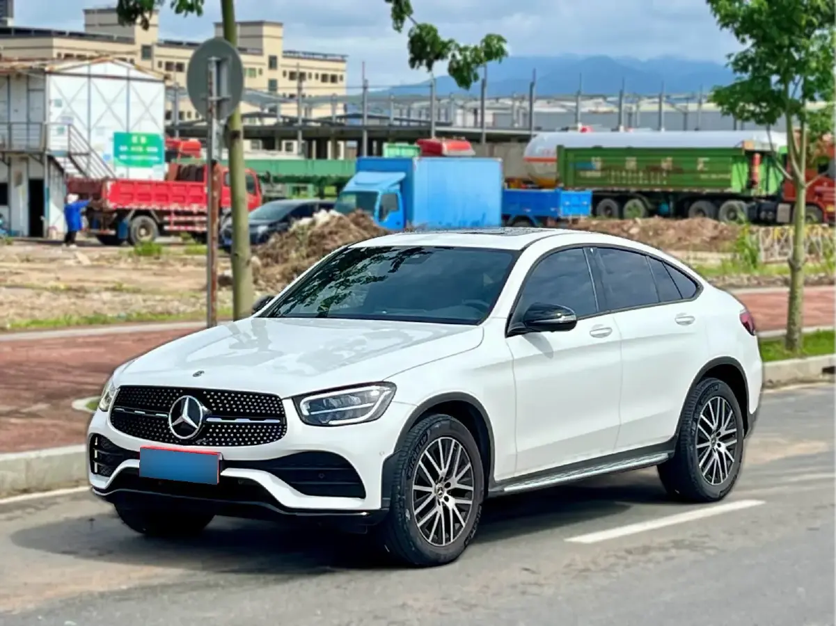 2023 Mercedes-Benz GLC Coupe 2.0T 258HP L4 9AT