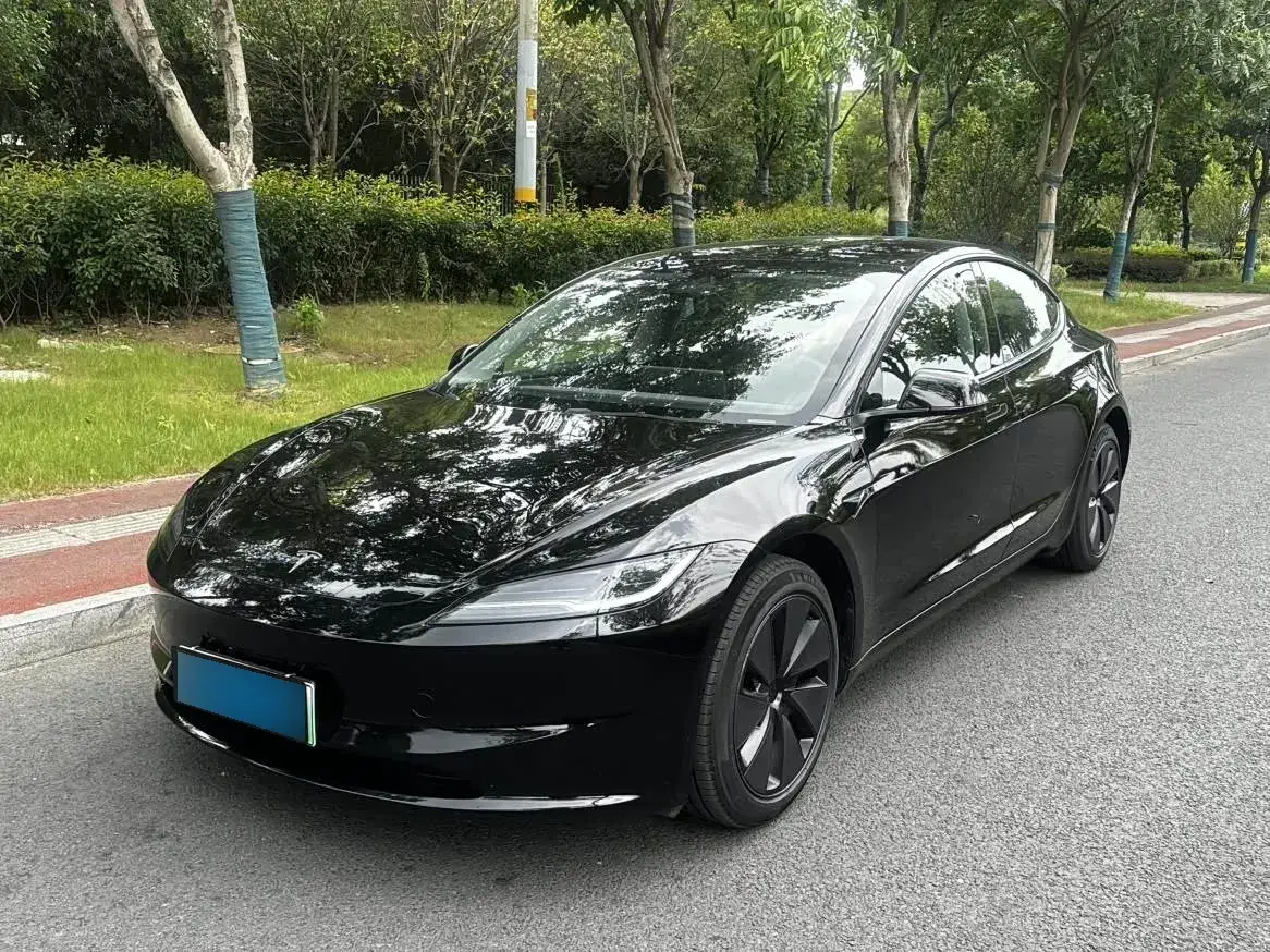 2023 Tesla Model 3 BEV 60KWH