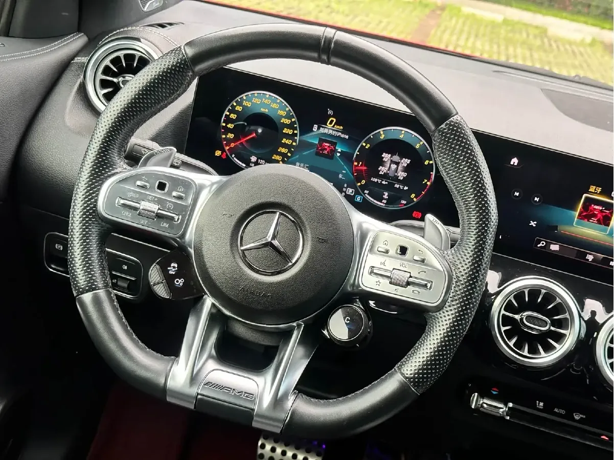 2021 Mercedes-Benz GLA AMG 2.0T 306HP L4 8DCT,autocango,china used car exporter,china ev exporter,chinese used car exporter,chinese used ev exporter