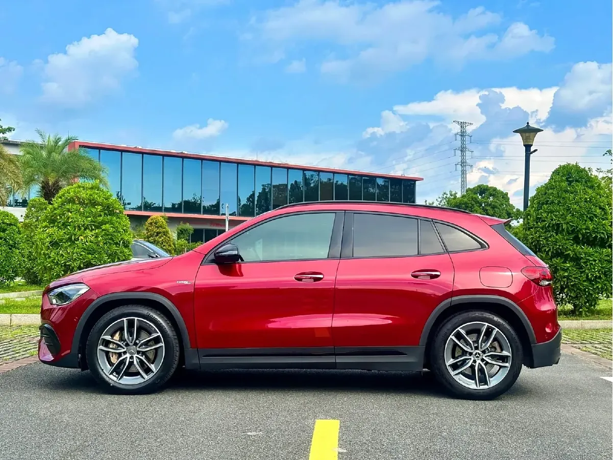 2021 Mercedes-Benz GLA AMG 2.0T 306HP L4 8DCT,autocango,china used car exporter,china ev exporter,chinese used car exporter,chinese used ev exporter