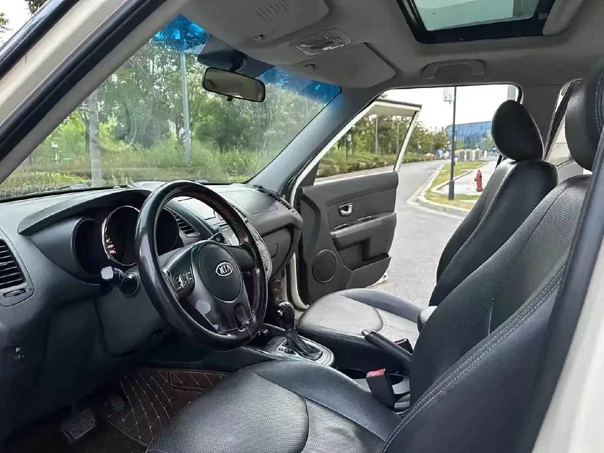 2013 Kia Soul 1.6L 123HP L4 4AT,autocango,china used car exporter,china ev exporter,chinese used car exporter,chinese used ev exporter