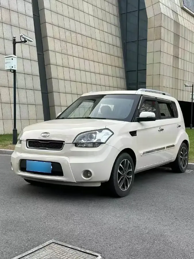 2013 Kia Soul 1.6L 123HP L4 4AT