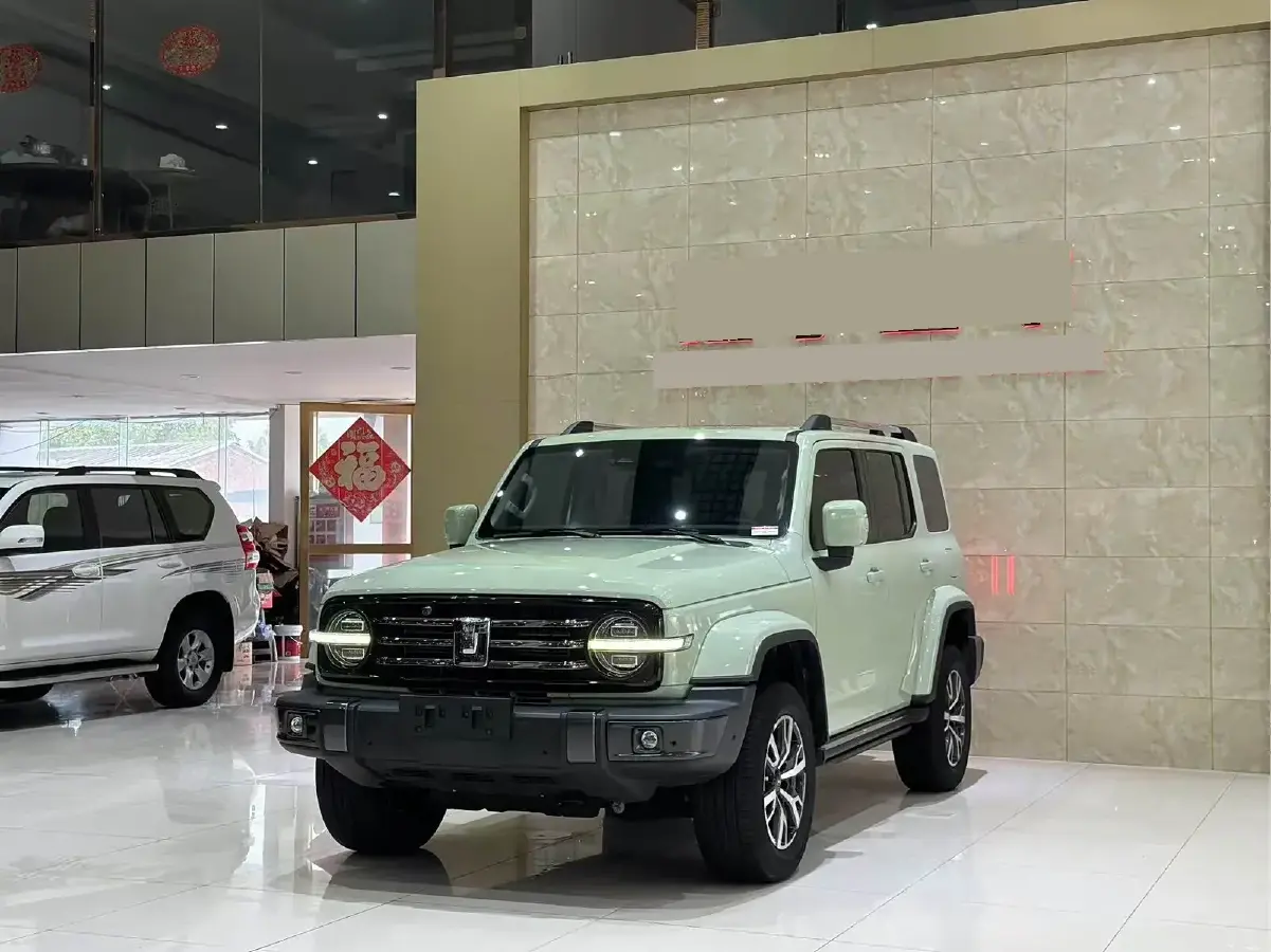 2021 Tank 300 2.0T 227HP L4 8AT