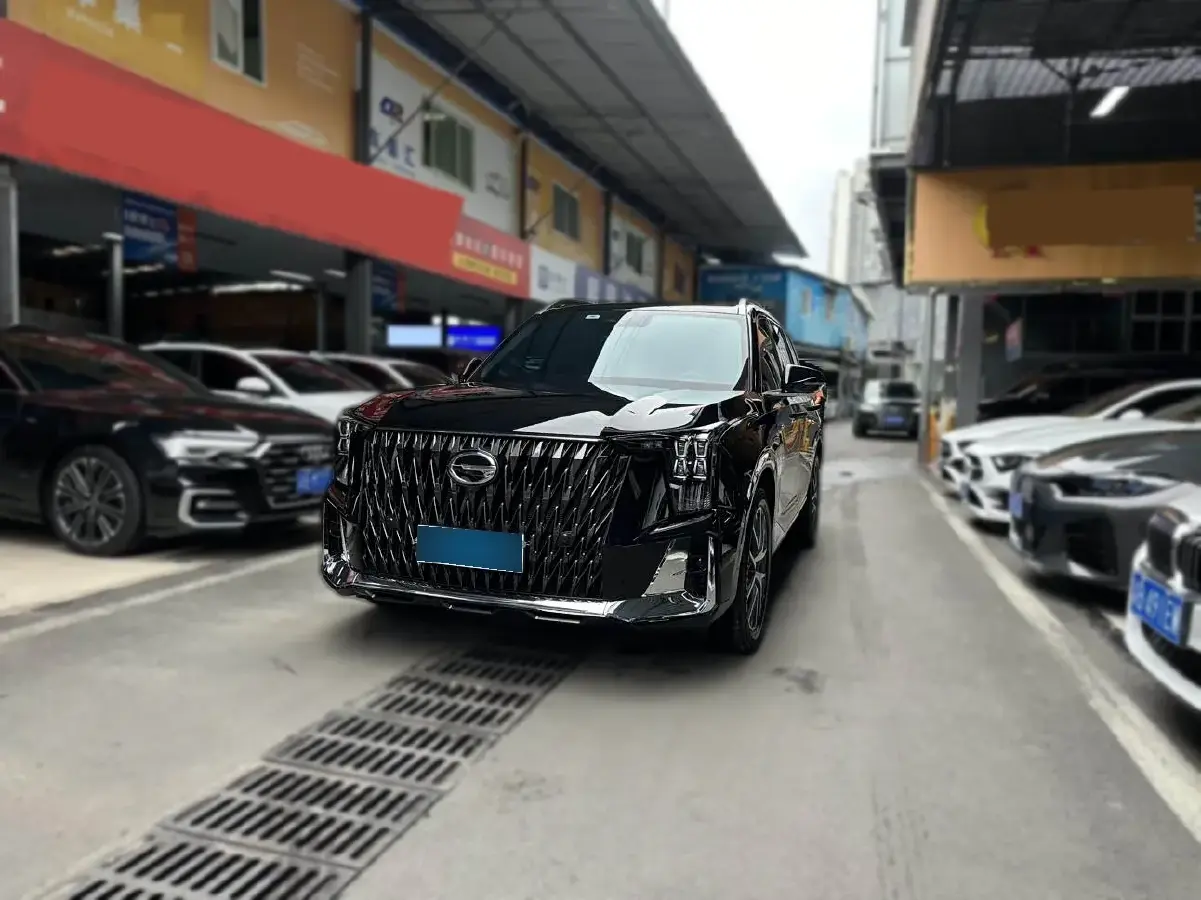 2022 GAC Trumpchi GS8 2.0T 190HP L4 E-CVT Hybrid