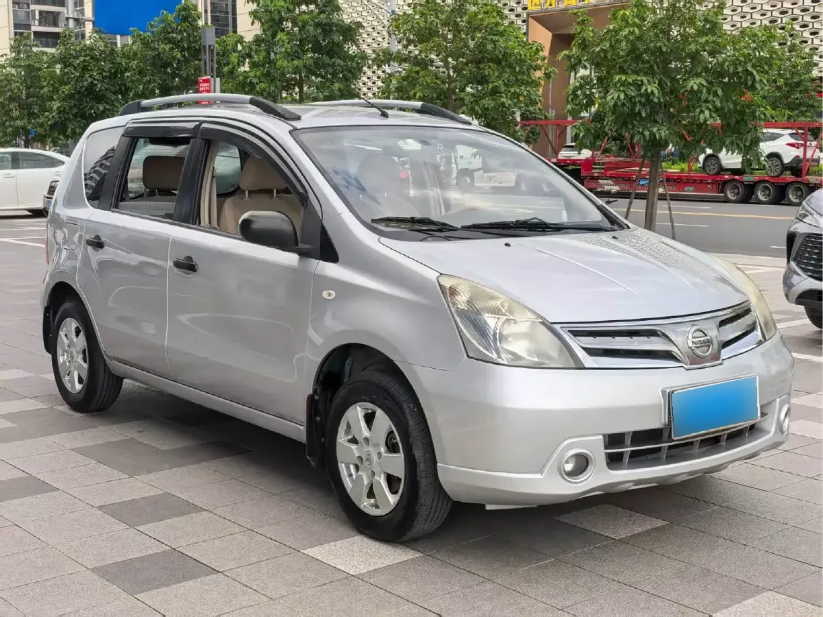 2010 Nissan Livina 1.6L 105HP L4 5MT,autocango,china used car exporter,china ev exporter,chinese used car exporter,chinese used ev exporter