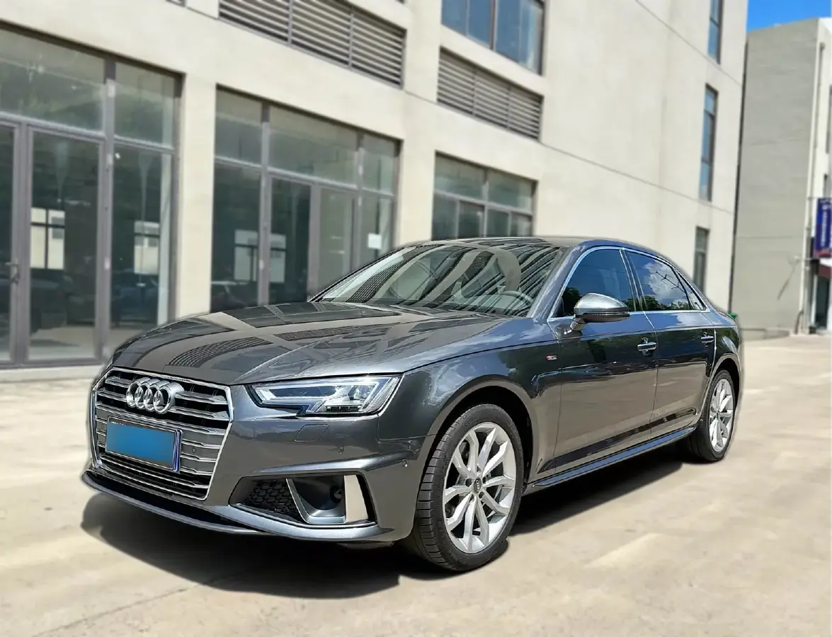 2019 Audi A4L 2.0T 190HP L4 7DCT