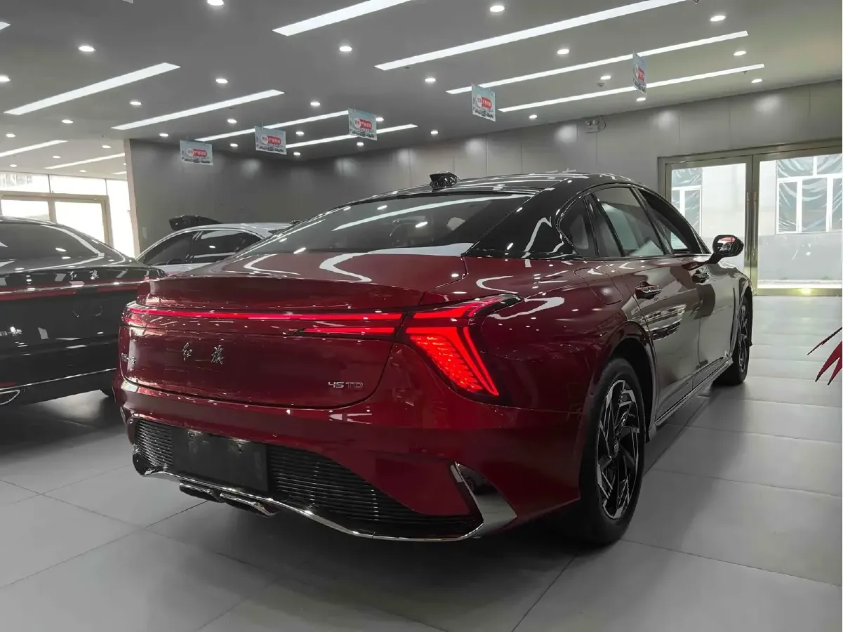 2023 HongQi H6 2.0T 252HP L4 8AT,autocango,china used car exporter,china ev exporter,chinese used car exporter,chinese used ev exporter