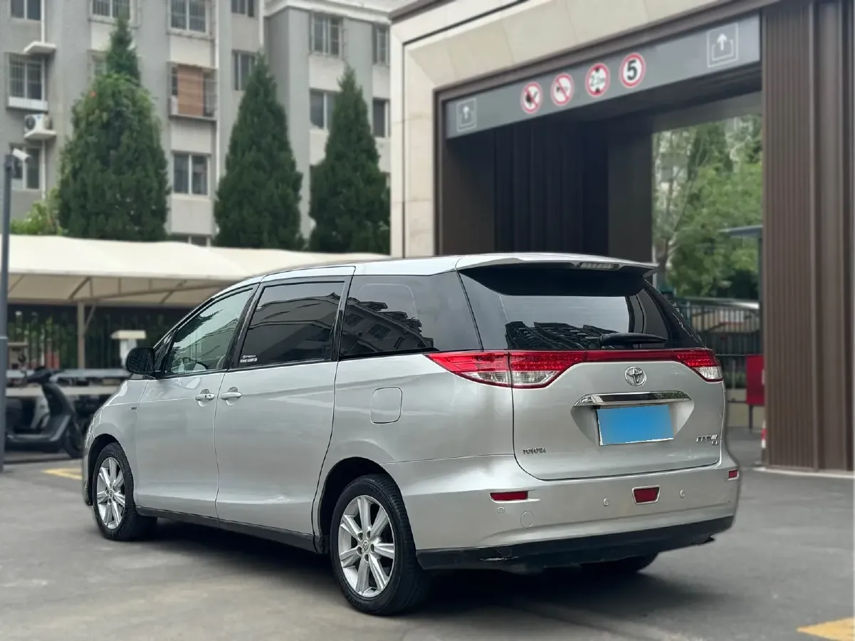 2012 Toyota Previa 2.4L 170HP L4 CVT,autocango,china used car exporter,china ev exporter,chinese used car exporter,chinese used ev exporter
