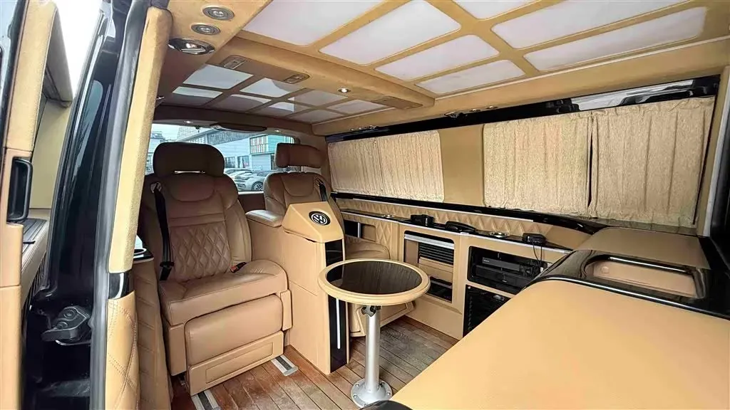 2015 Volkswagen Caravelle 2.0T 204HP L4 7DCT,autocango,china used car exporter,china ev exporter,chinese used car exporter,chinese used ev exporter