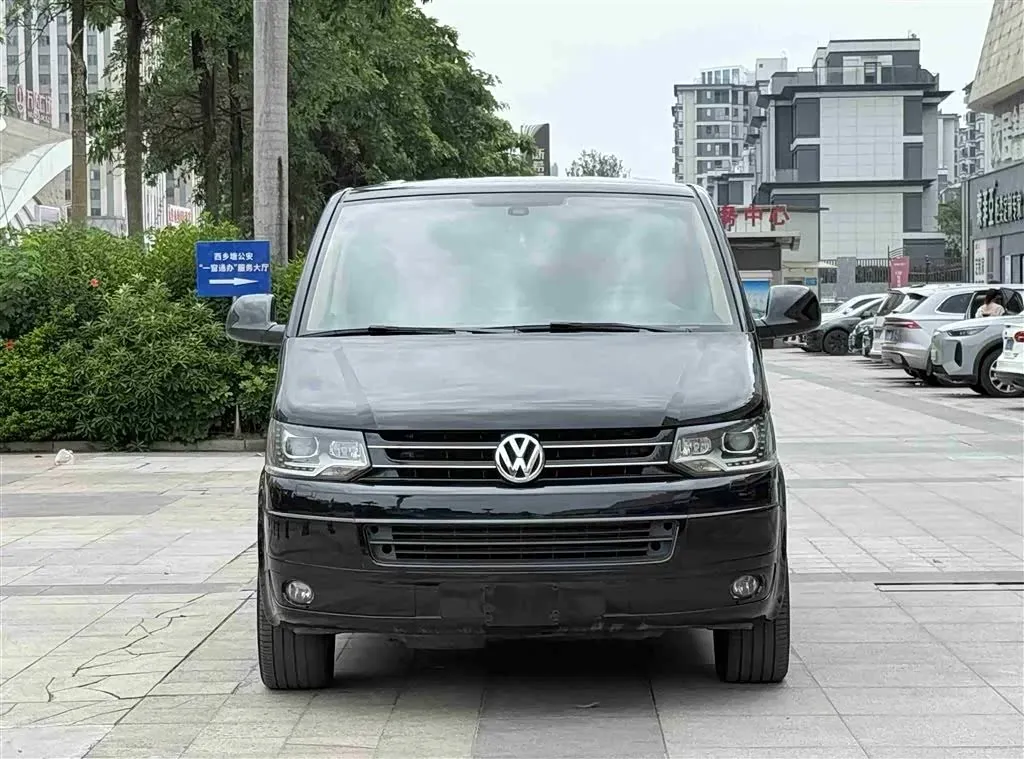 2015 Volkswagen Caravelle 2.0T 204HP L4 7DCT,autocango,china used car exporter,china ev exporter,chinese used car exporter,chinese used ev exporter