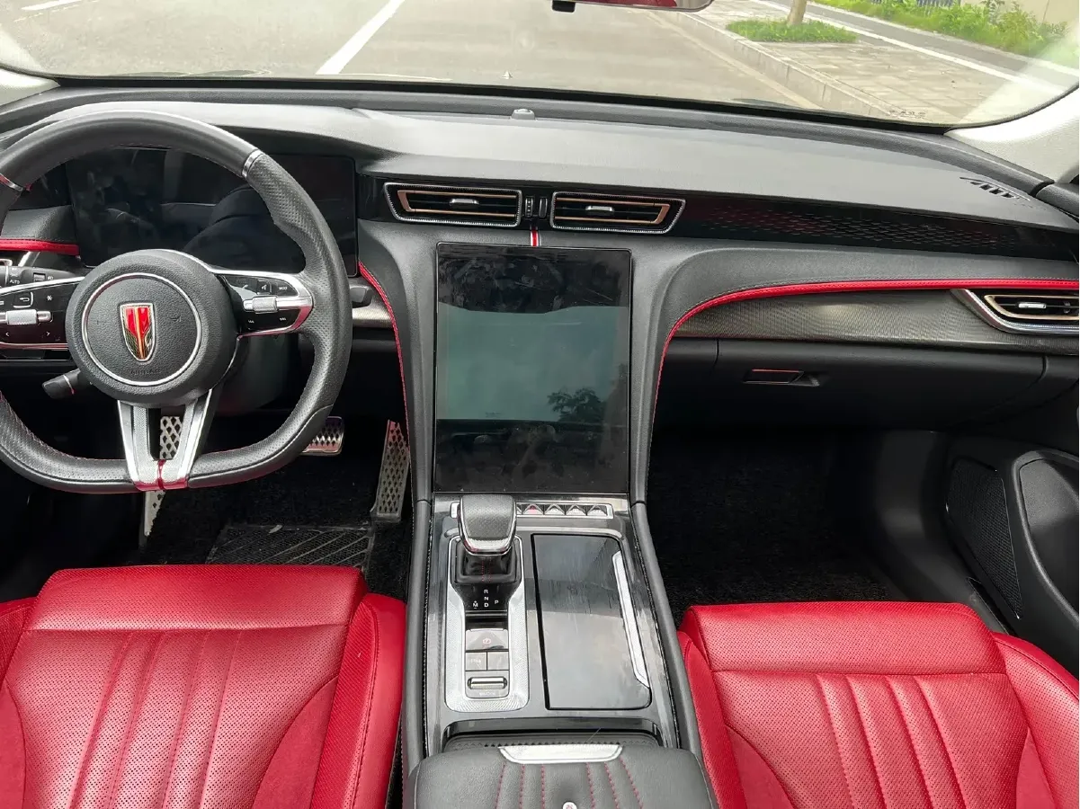 2023 HongQi H6 2.0T 252HP L4 8AT,autocango,china used car exporter,china ev exporter,chinese used car exporter,chinese used ev exporter