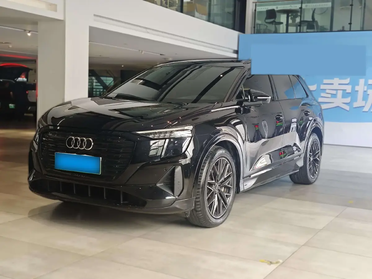 2022 Audi Q5 e-tron BEV 83.4KWH