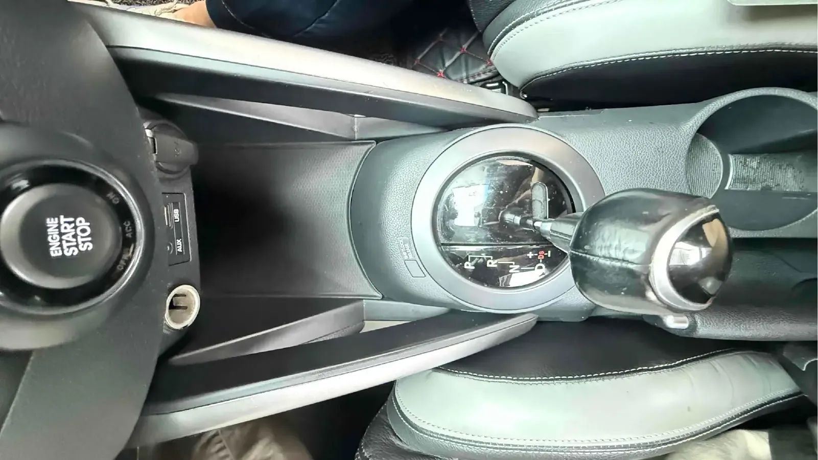 2015 Hyundai Veloster 1.6T 204HP L4 7DCT,autocango,china used car exporter,china ev exporter,chinese used car exporter,chinese used ev exporter