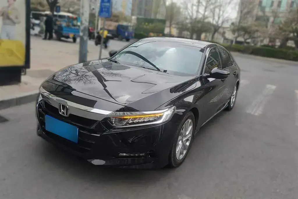 2018 Honda Accord 1.5T 194HP L4 CVT