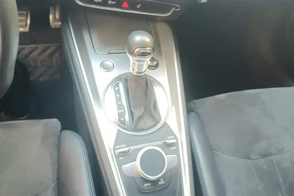 2015 Audi TT 2.0T 230HP L4 6DCT,autocango,china used car exporter,china ev exporter,chinese used car exporter,chinese used ev exporter