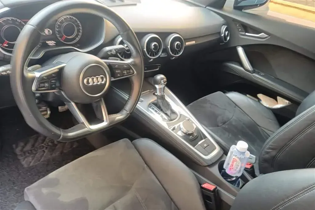 2015 Audi TT 2.0T 230HP L4 6DCT,autocango,china used car exporter,china ev exporter,chinese used car exporter,chinese used ev exporter