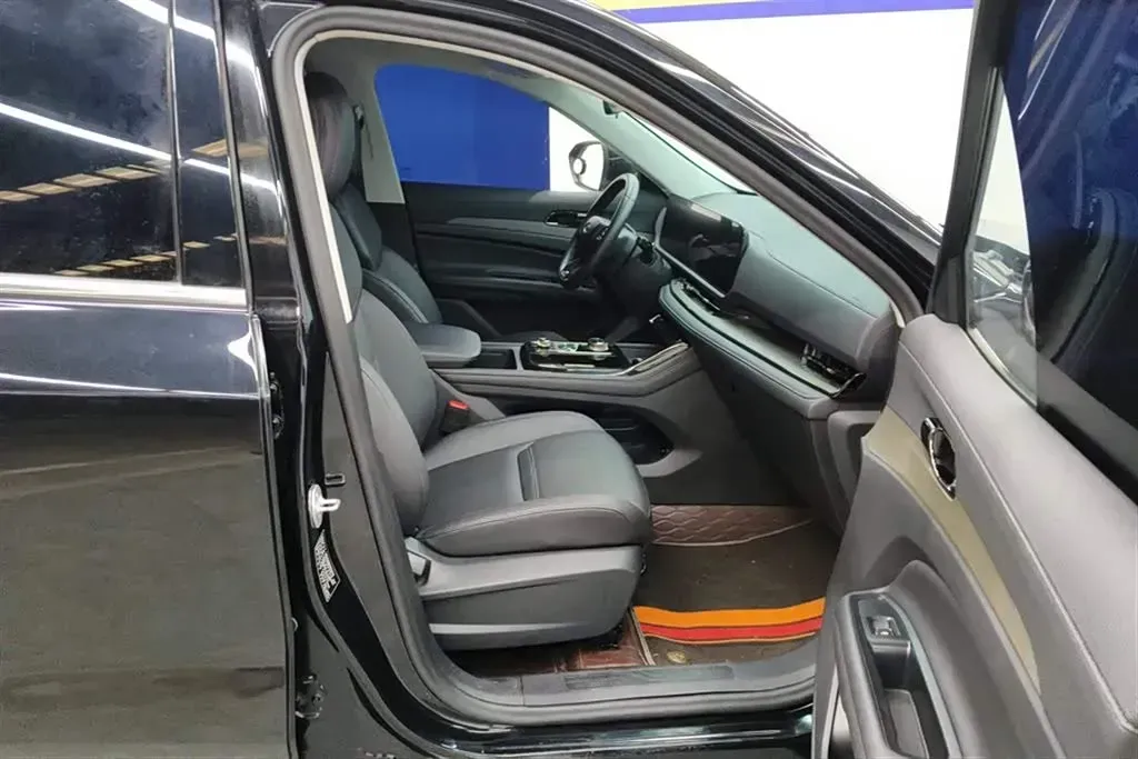 2022 Ford Equator Sport 1.5T 170HP L4 7DCT,autocango,china used car exporter,china ev exporter,chinese used car exporter,chinese used ev exporter