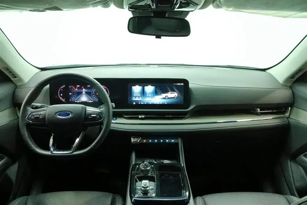 2022 Ford Equator Sport 1.5T 170HP L4 7DCT,autocango,china used car exporter,china ev exporter,chinese used car exporter,chinese used ev exporter