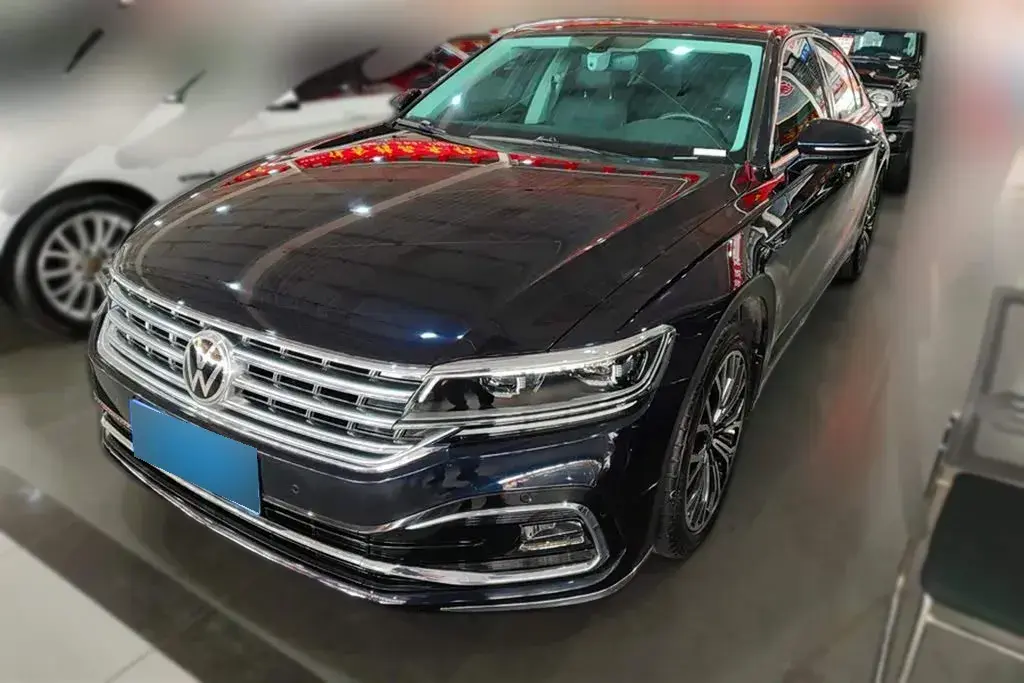 2021 Volkswagen Phideon 2.0T 224HP L4 7DCT