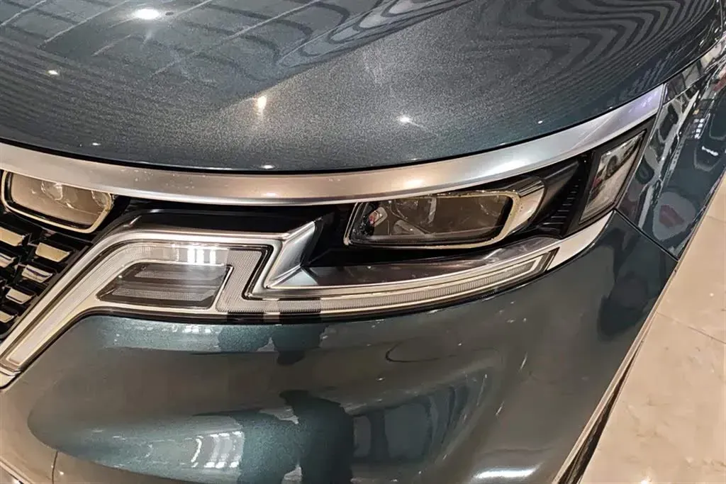 2021 Kia Carnival 2.0T 233HP L4 8AT,autocango,china used car exporter,china ev exporter,chinese used car exporter,chinese used ev exporter