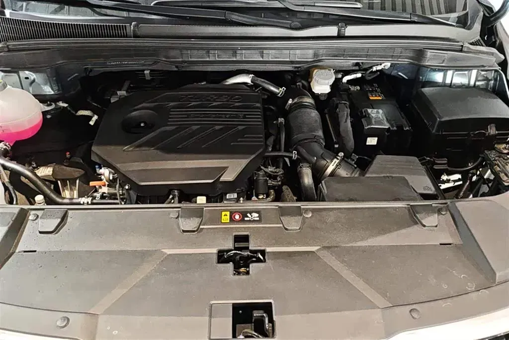 2021 Kia Carnival 2.0T 233HP L4 8AT,autocango,china used car exporter,china ev exporter,chinese used car exporter,chinese used ev exporter