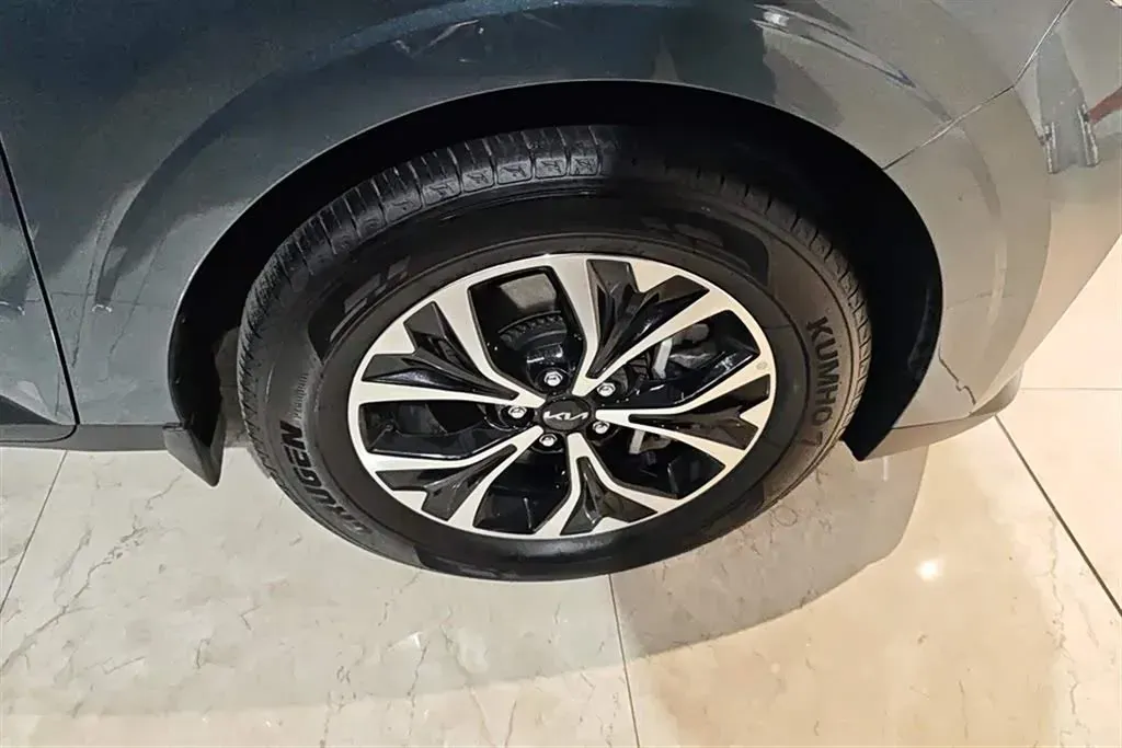 2021 Kia Carnival 2.0T 233HP L4 8AT,autocango,china used car exporter,china ev exporter,chinese used car exporter,chinese used ev exporter