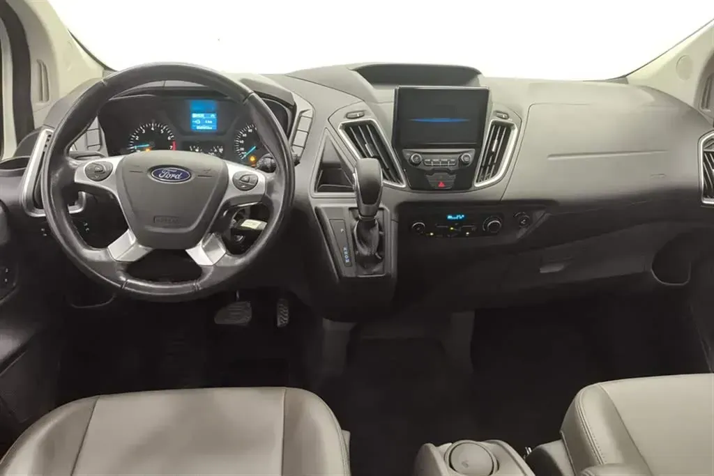 2020 Ford Tourneo 2.0T 203HP L4 6AT,autocango,china used car exporter,china ev exporter,chinese used car exporter,chinese used ev exporter