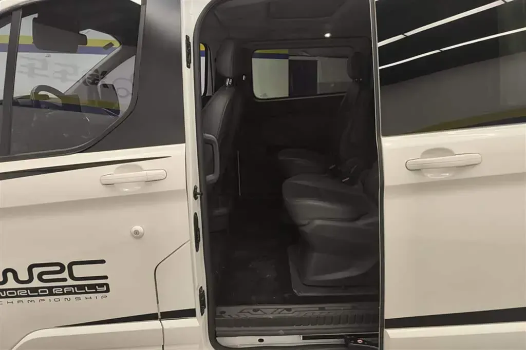 2020 Ford Tourneo 2.0T 203HP L4 6AT,autocango,china used car exporter,china ev exporter,chinese used car exporter,chinese used ev exporter