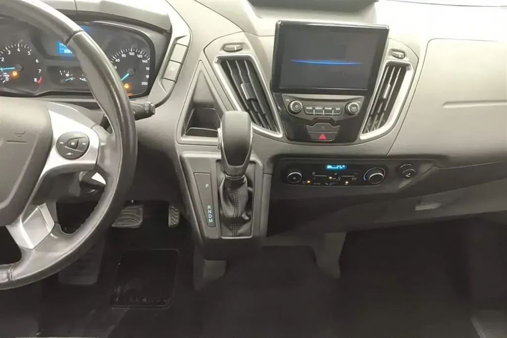 2020 Ford Tourneo 2.0T 203HP L4 6AT,autocango,china used car exporter,china ev exporter,chinese used car exporter,chinese used ev exporter