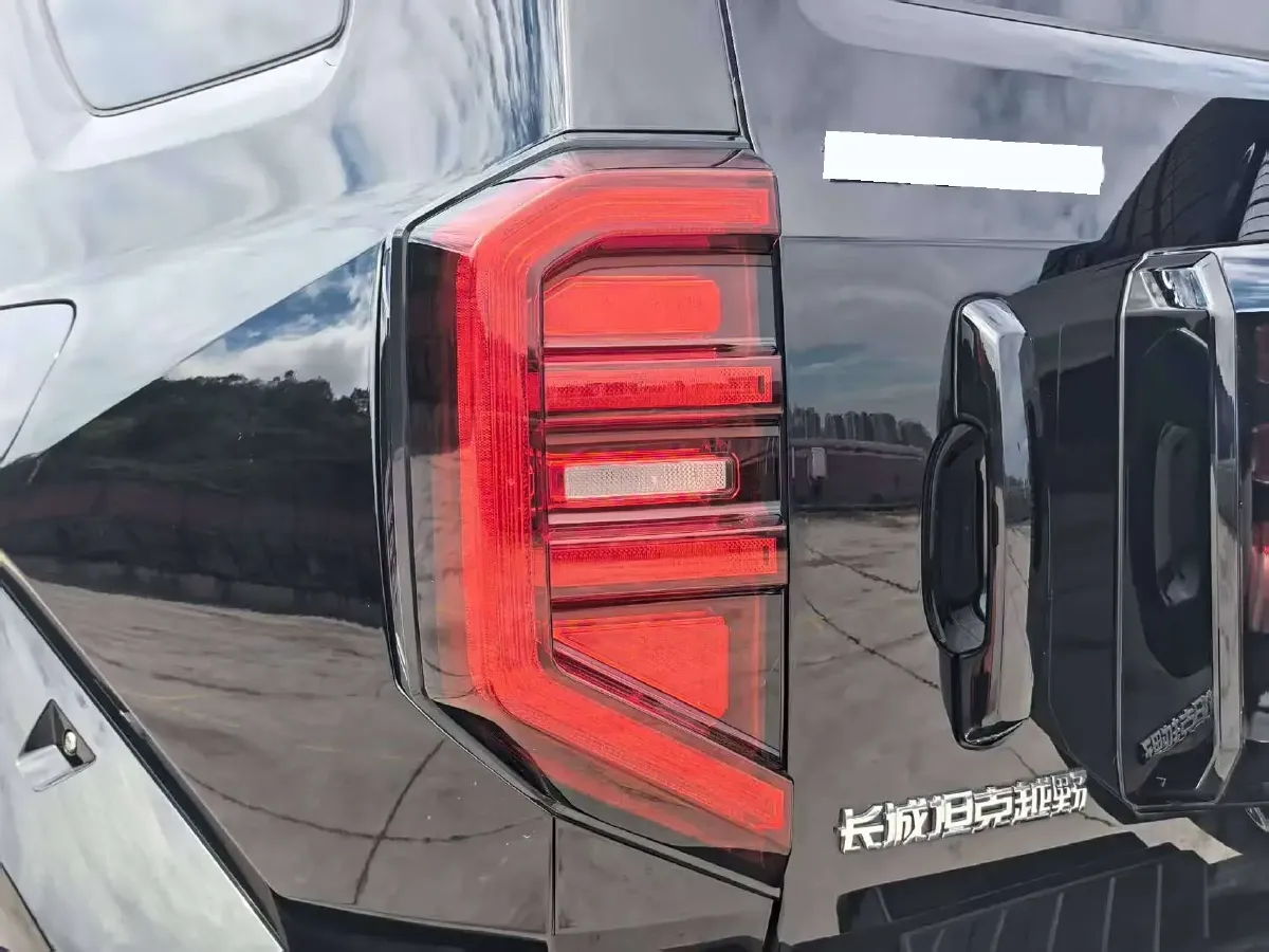 2025 Tank 400 2.0T 252HP L4 9AT,autocango,china used car exporter,china ev exporter,chinese used car exporter,chinese used ev exporter