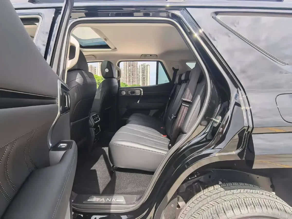 2025 Tank 400 2.0T 252HP L4 9AT,autocango,china used car exporter,china ev exporter,chinese used car exporter,chinese used ev exporter