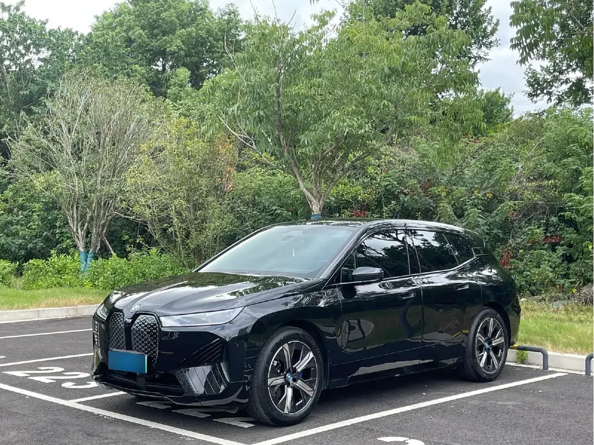 2023 BMW iX BEV 76.6KWH