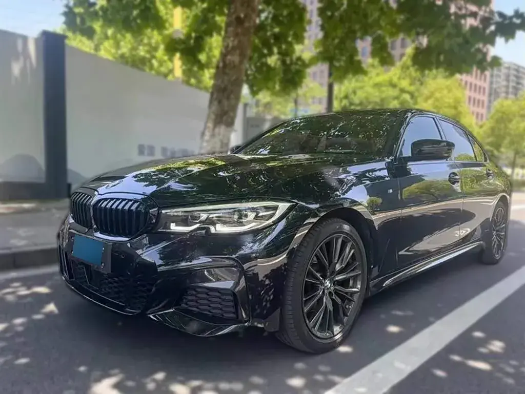 2022 BMW 3 Series 2.0T 184HP L4 8AT