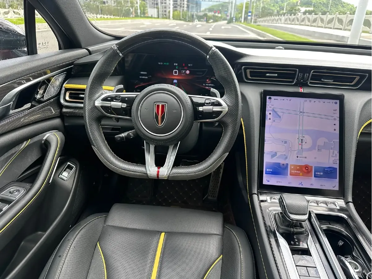 2023 HongQi H6 2.0T 252HP L4 8AT,autocango,china used car exporter,china ev exporter,chinese used car exporter,chinese used ev exporter