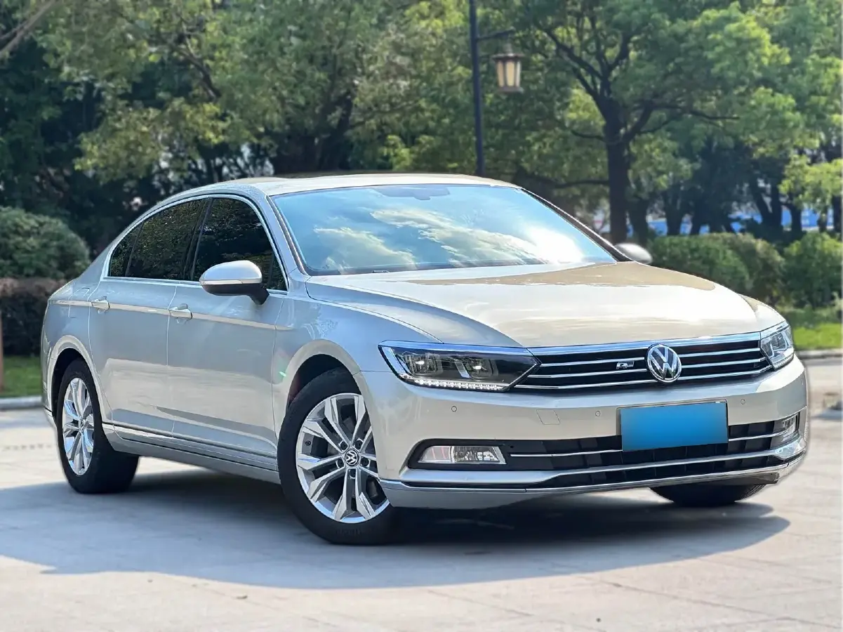 2019 Volkswagen Magotan 2.0T 186HP L4 7DCT